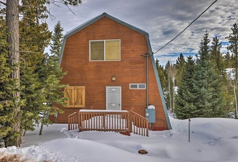 Duck Creek Village Cabin: Ski, Hike & Fish!