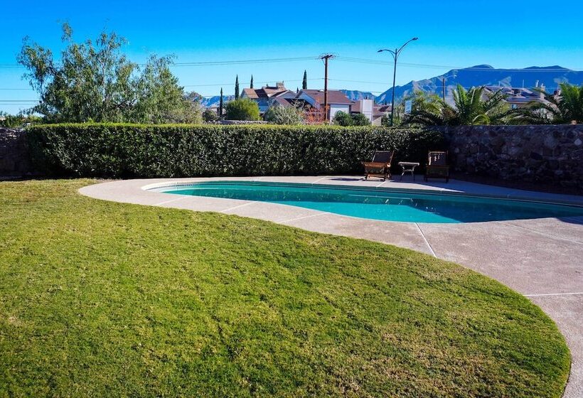 El Paso Retreat W/ Pool: 11 Mi To Downtown!