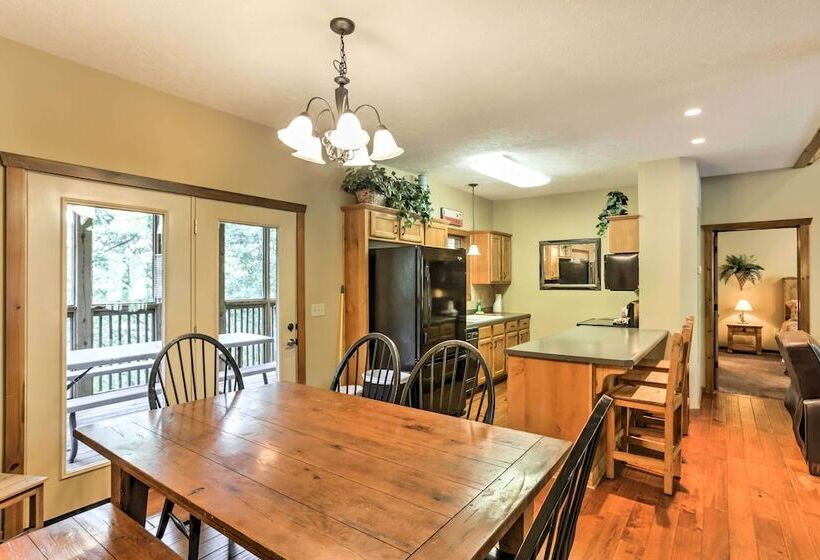 Branson Home W/ Game Room, Near Silver Dollar City