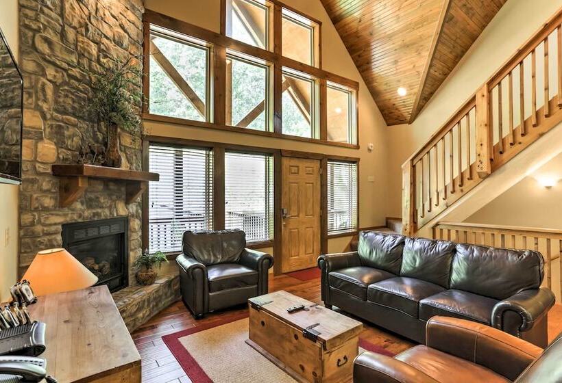 Branson Home W/ Game Room, Near Silver Dollar City