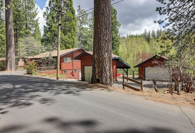 Furnished Deck & Nat L Forest Views: Arnold Cabin