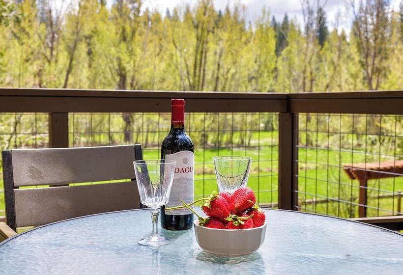 Furnished Deck & Nat L Forest Views: Arnold Cabin