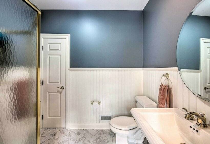 Extravagant Atglen Manor W/ Private 60 Acre Land!