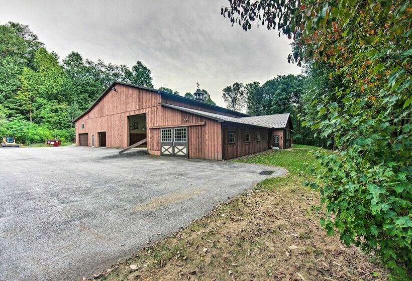 Extravagant Atglen Manor W/ Private 60 Acre Land!