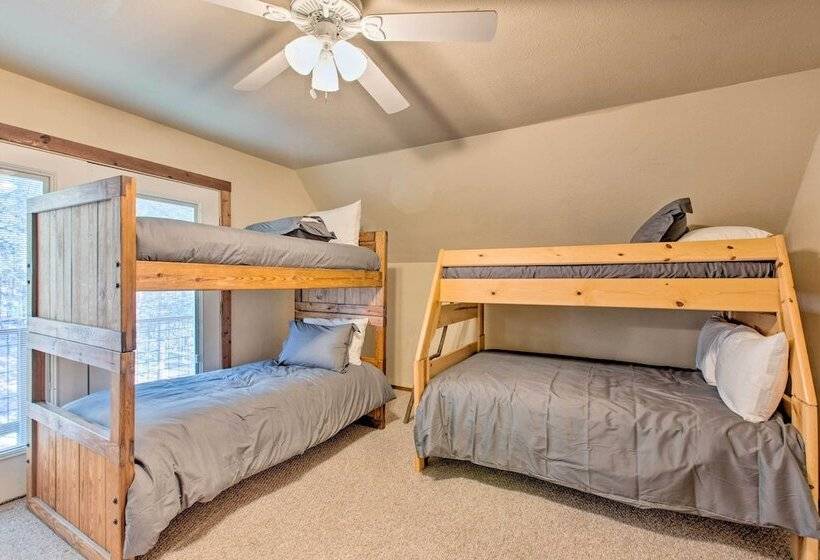 Family Cabin W/ Hot Tub: 1 Mi To Angel Fire Resort