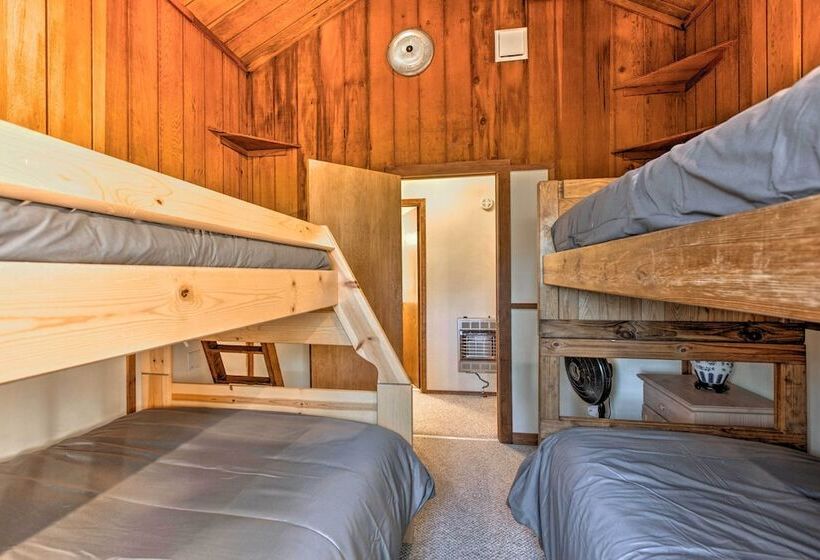 Family Cabin W/ Hot Tub: 1 Mi To Angel Fire Resort