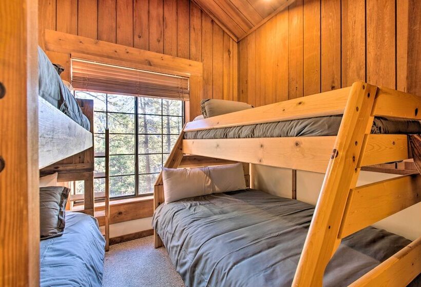 Family Cabin W/ Hot Tub: 1 Mi To Angel Fire Resort