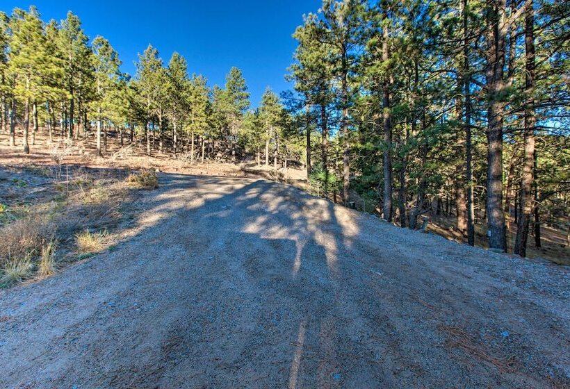 Family Cabin W/ Hot Tub: 1 Mi To Angel Fire Resort