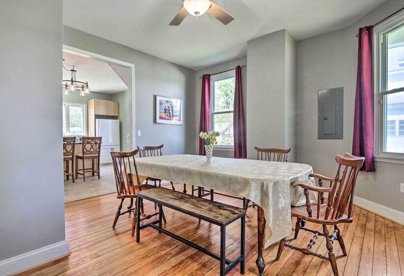 Family Friendly Cambridge Home W/ Fire Pit!