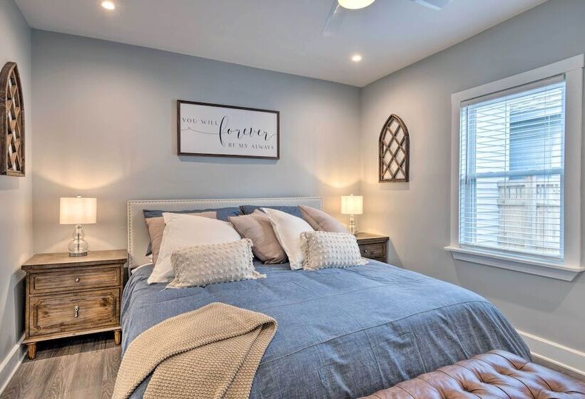 Family Friendly Home Near Noblesville Square!