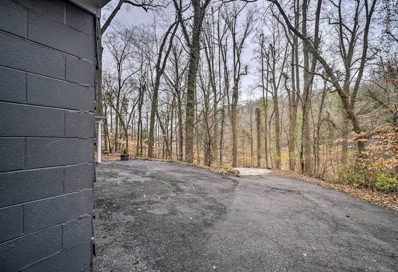 Family Friendly Knoxville Home: Close To Ut!