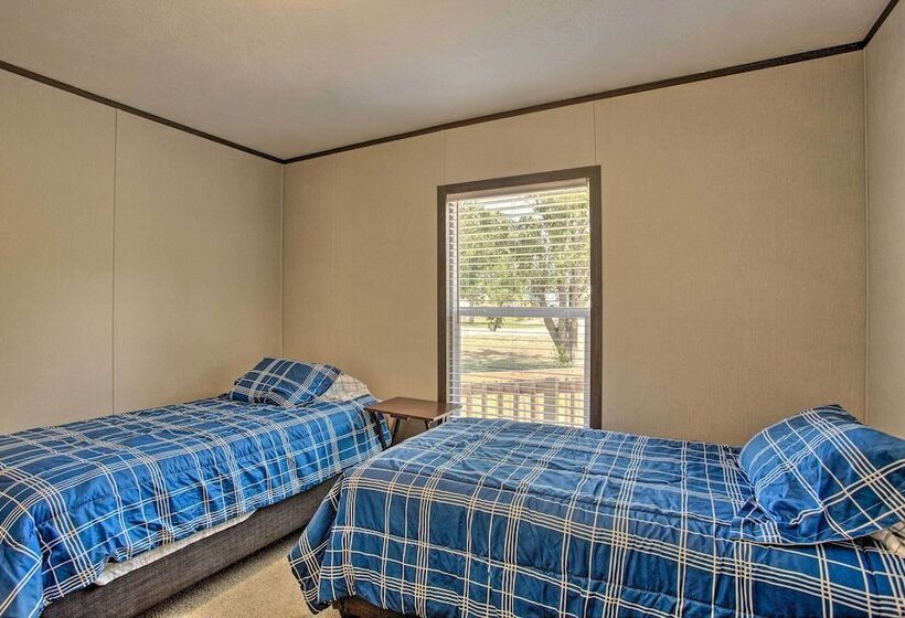 Family Friendly Madill Home: Peaceful Setting