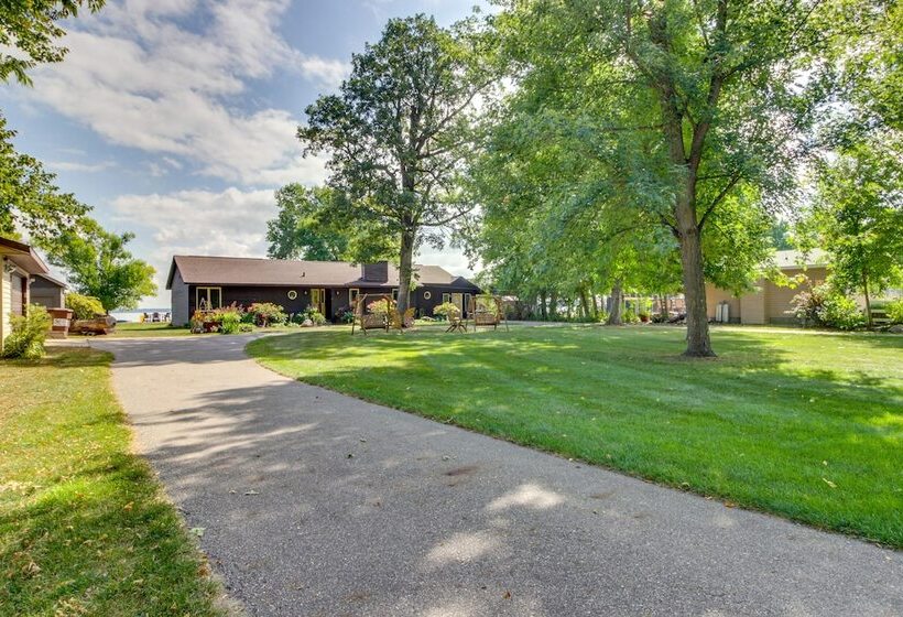 Family Friendly Ottertail Home On Rush Lake!