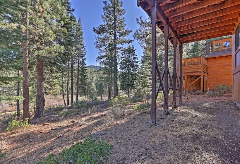 Family Friendly Truckee Cabin Near Ski Shuttle!