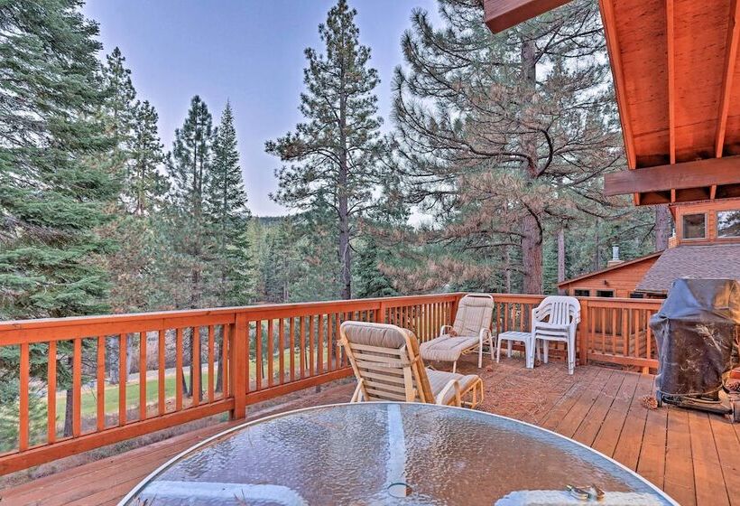 Family Friendly Truckee Cabin Near Ski Shuttle!
