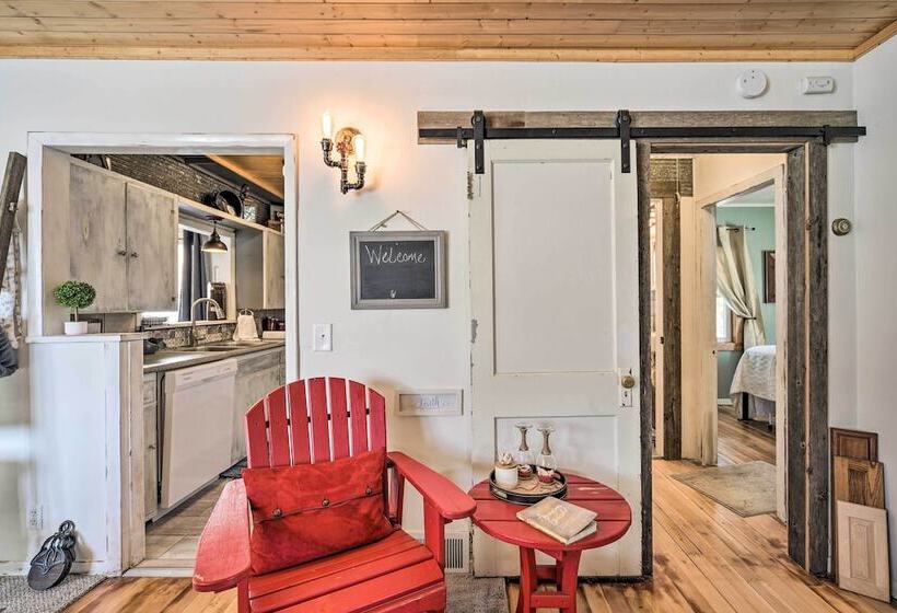 Family Home   Walk To Town & Balsam Lake!