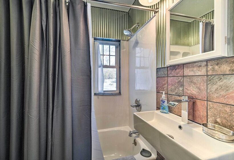 Family Home   Walk To Town & Balsam Lake!