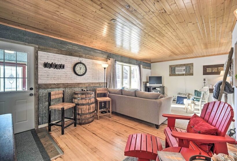 Family Home   Walk To Town & Balsam Lake!