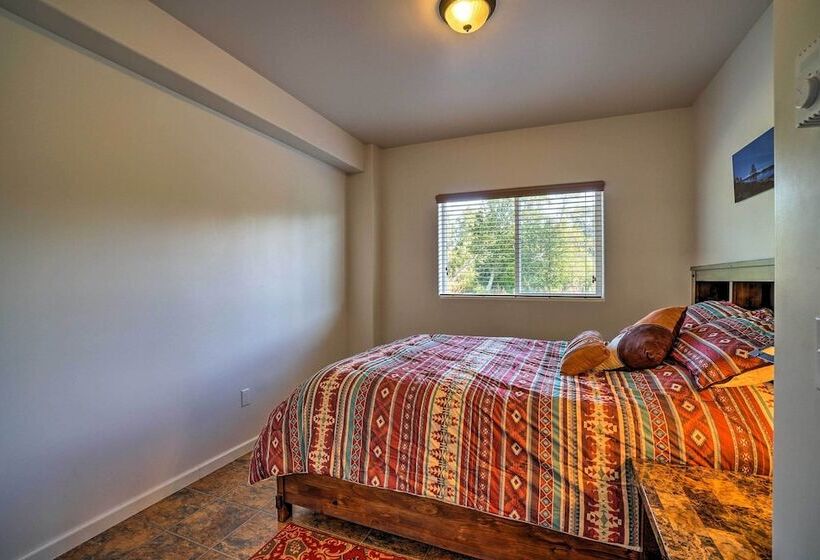 Family Retreat ~8 Mi To Downtown + Bishops Beach!