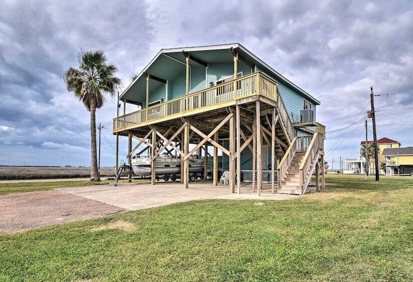 Freeport Home W/ Deck & Grill, Near Boat Ramp