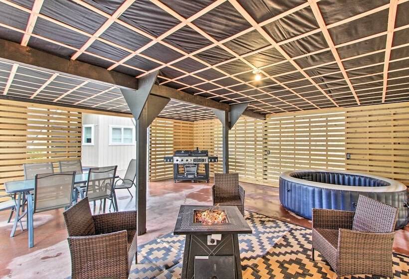 Geodesic Dome House W/ Scenic Views + Hot Tub