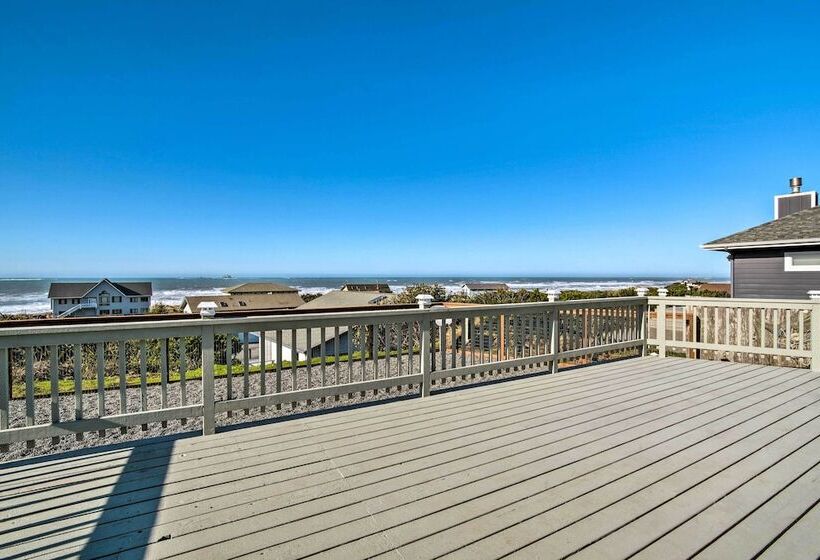 Gold Beach Home W/ Hot Tub, 1/4 Mi To Beach!