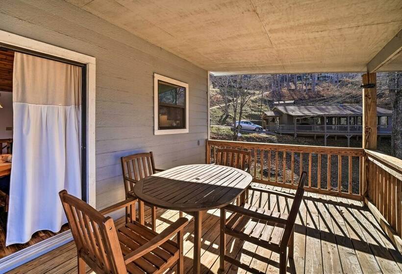 Gorgeous, Sundappled Maggie Valley Cabin