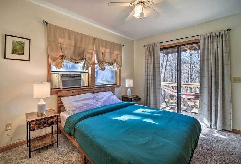 Gorgeous, Sundappled Maggie Valley Cabin