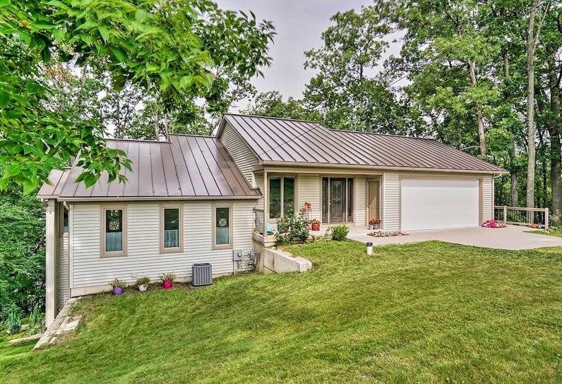 Grand Rapids Area Lakefront House W/ Dock