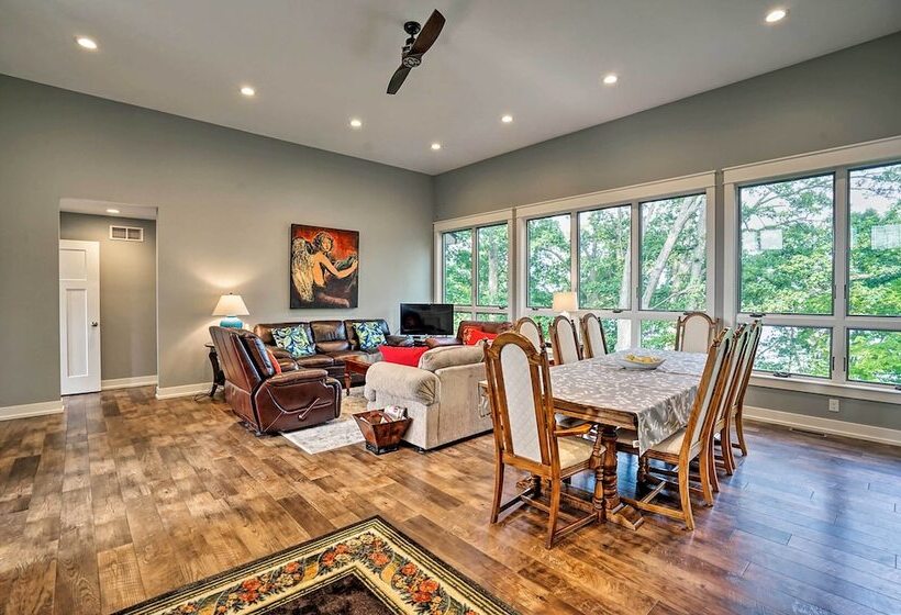Grand Rapids Area Lakefront House W/ Dock