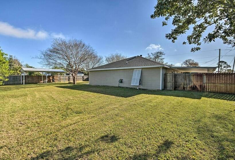 Gulf Breeze Retreat < 4 Mi To Beach Access!