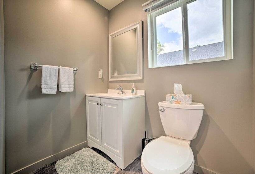 Hale/long Lake Retreat W/ Kayaks & Boat Dock