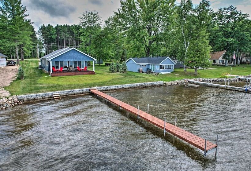 Hale/long Lake Retreat W/ Kayaks & Boat Dock