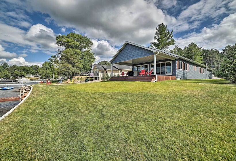 Hale/long Lake Retreat W/ Kayaks & Boat Dock