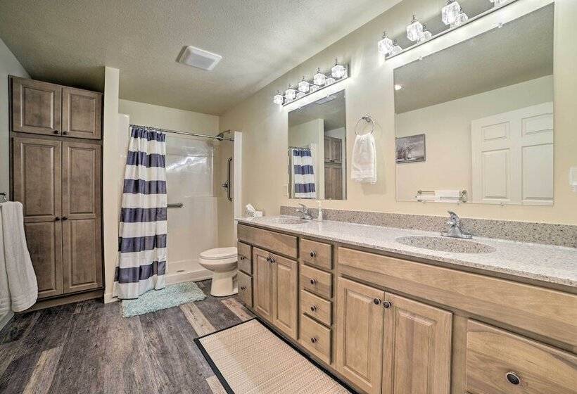 Hale/long Lake Retreat W/ Kayaks & Boat Dock