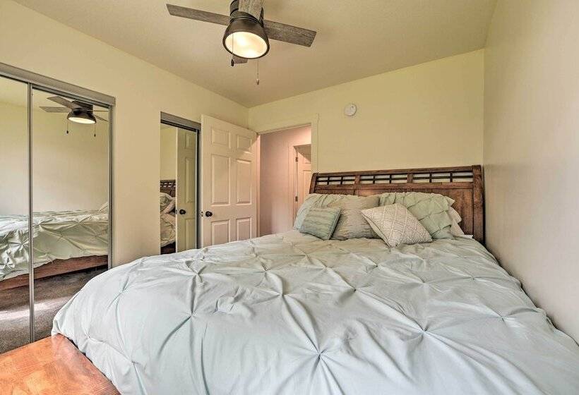 Hale/long Lake Retreat W/ Kayaks & Boat Dock