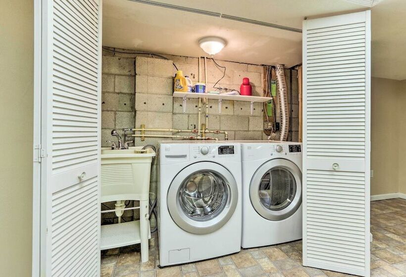 Harpers Ferry Cabin Walk To Private Lake!