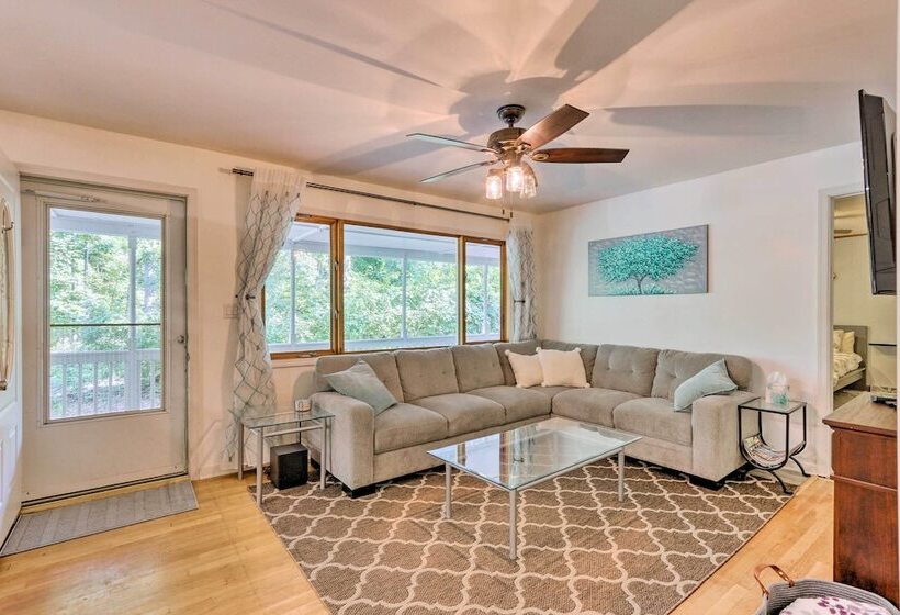 Harpers Ferry Cabin Walk To Private Lake!