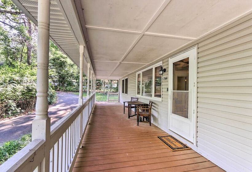 Harpers Ferry Cabin Walk To Private Lake!