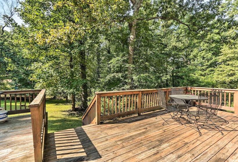 Harpers Ferry Cabin Walk To Private Lake!