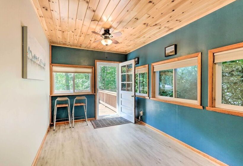 Harpers Ferry Cabin Walk To Private Lake!