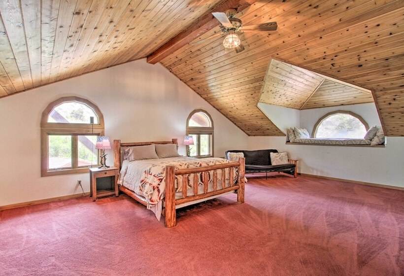 Historic Helena Retreat   Near Dtwn & Mt Helena!
