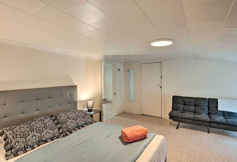 Historic Meredith Home: Walk To Town Center!