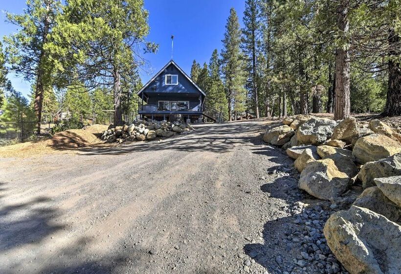 Home With Hot Tub ~ 1/2 Mile To Boat Launch!