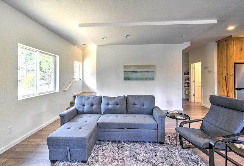 Home With Hot Tub ~ 1/2 Mile To Boat Launch!