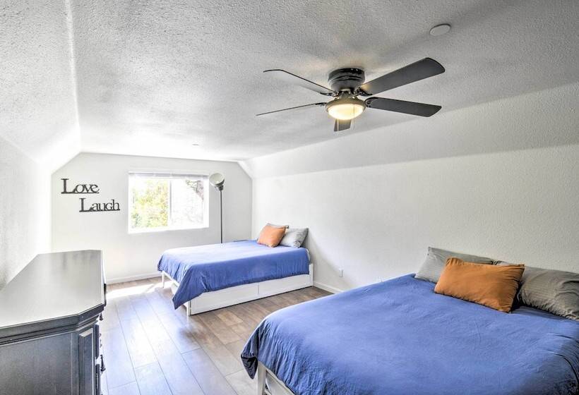 Home With Hot Tub ~ 1/2 Mile To Boat Launch!