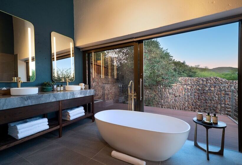 Отель Babohi At Qwabi Private Game Reserve By Newmark