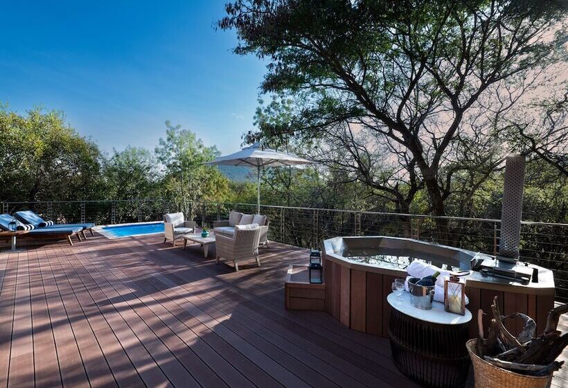 Отель Babohi At Qwabi Private Game Reserve By Newmark