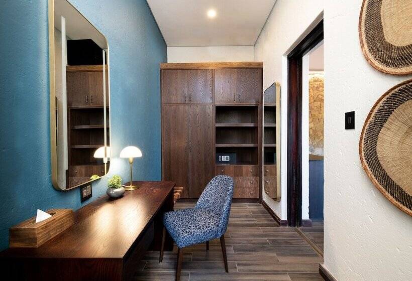 Отель Babohi At Qwabi Private Game Reserve By Newmark