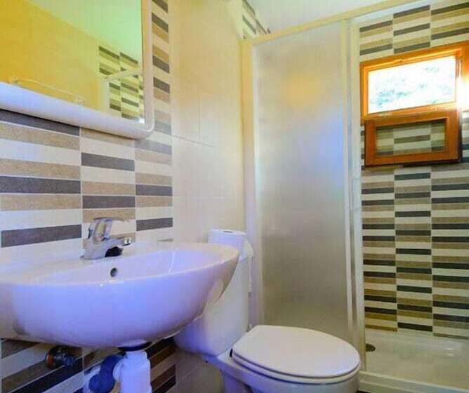 בית מלון כפרי Camping Urbión